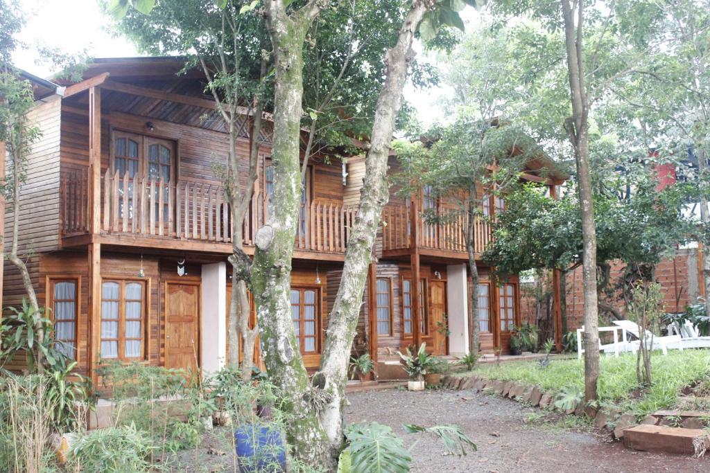 Cabanas El Pindo Villa Puerto Iguazu Exterior photo